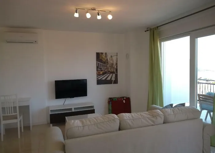 Apartments Viskovic